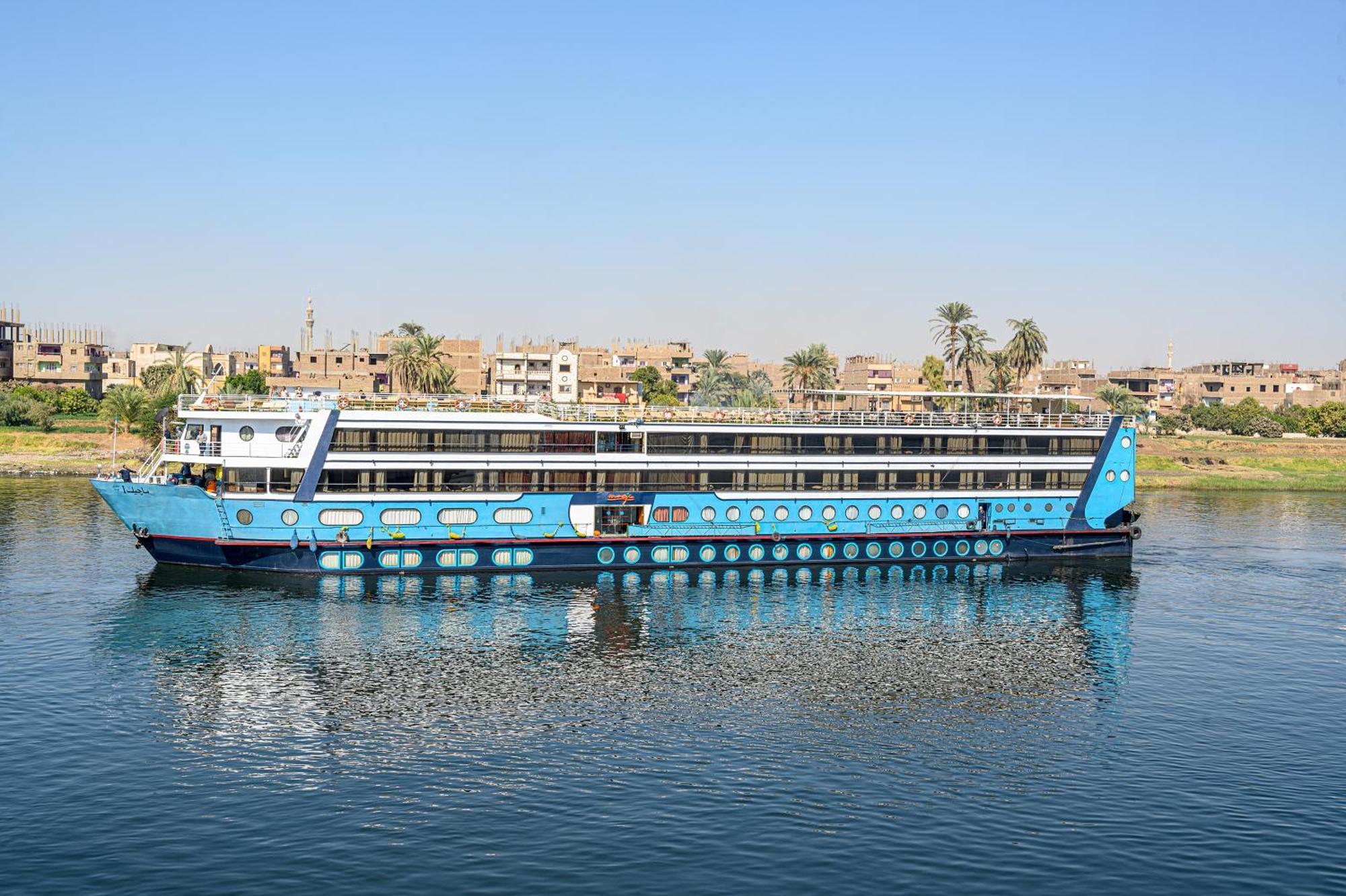 Magic I Nile Cruise Deluxe Boat The Scheduled Departure Is On Saturday For A 7-Day Nile Cruise Hotel Luxor Exterior photo